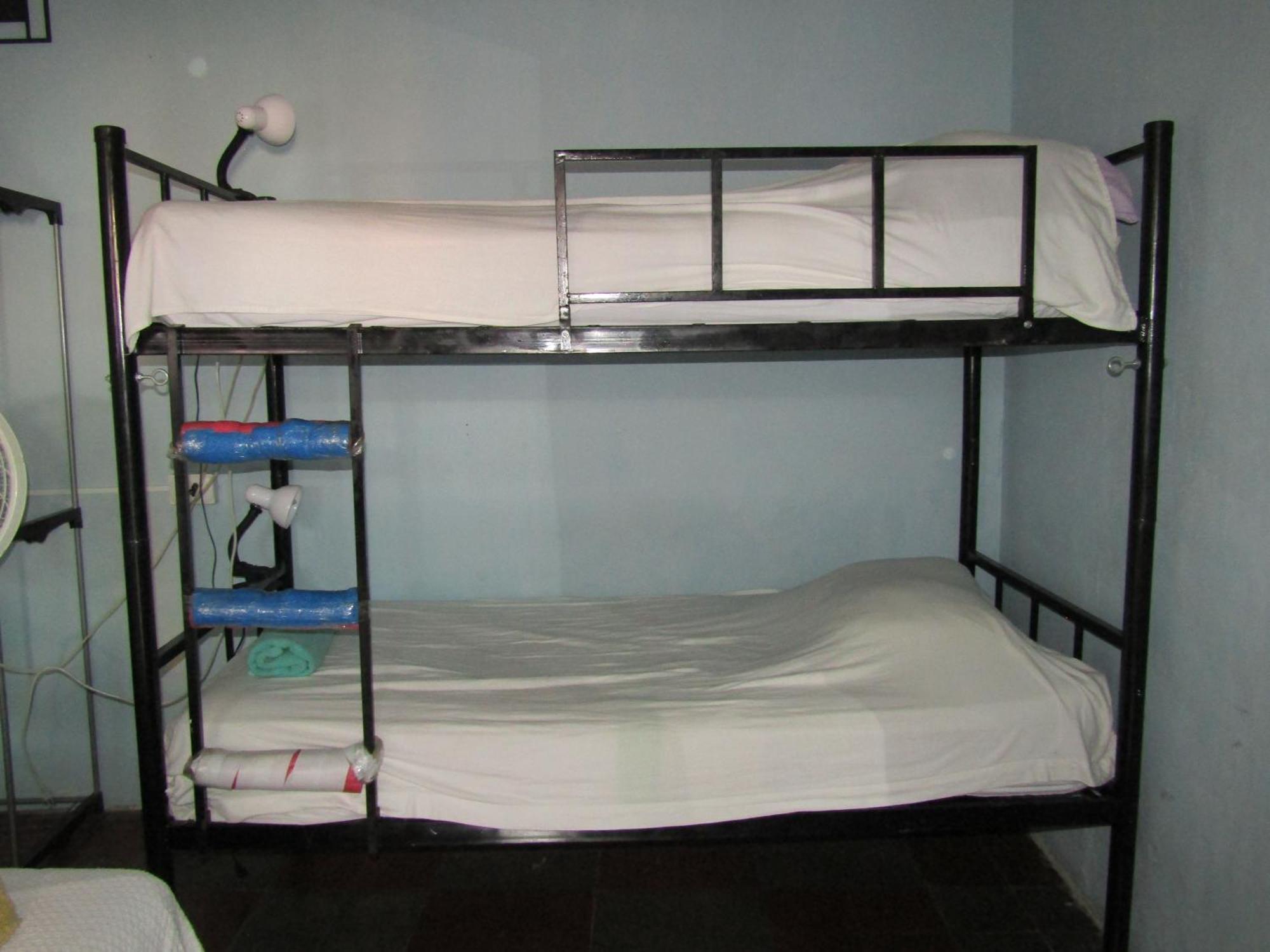 Casa Vieja Guest House Санта Ана Екстериор снимка