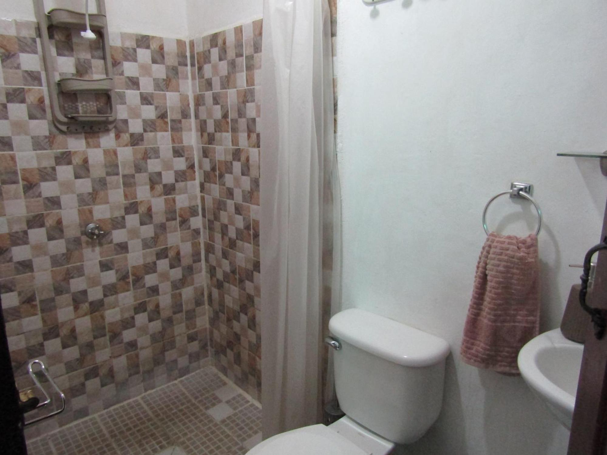 Casa Vieja Guest House Санта Ана Екстериор снимка
