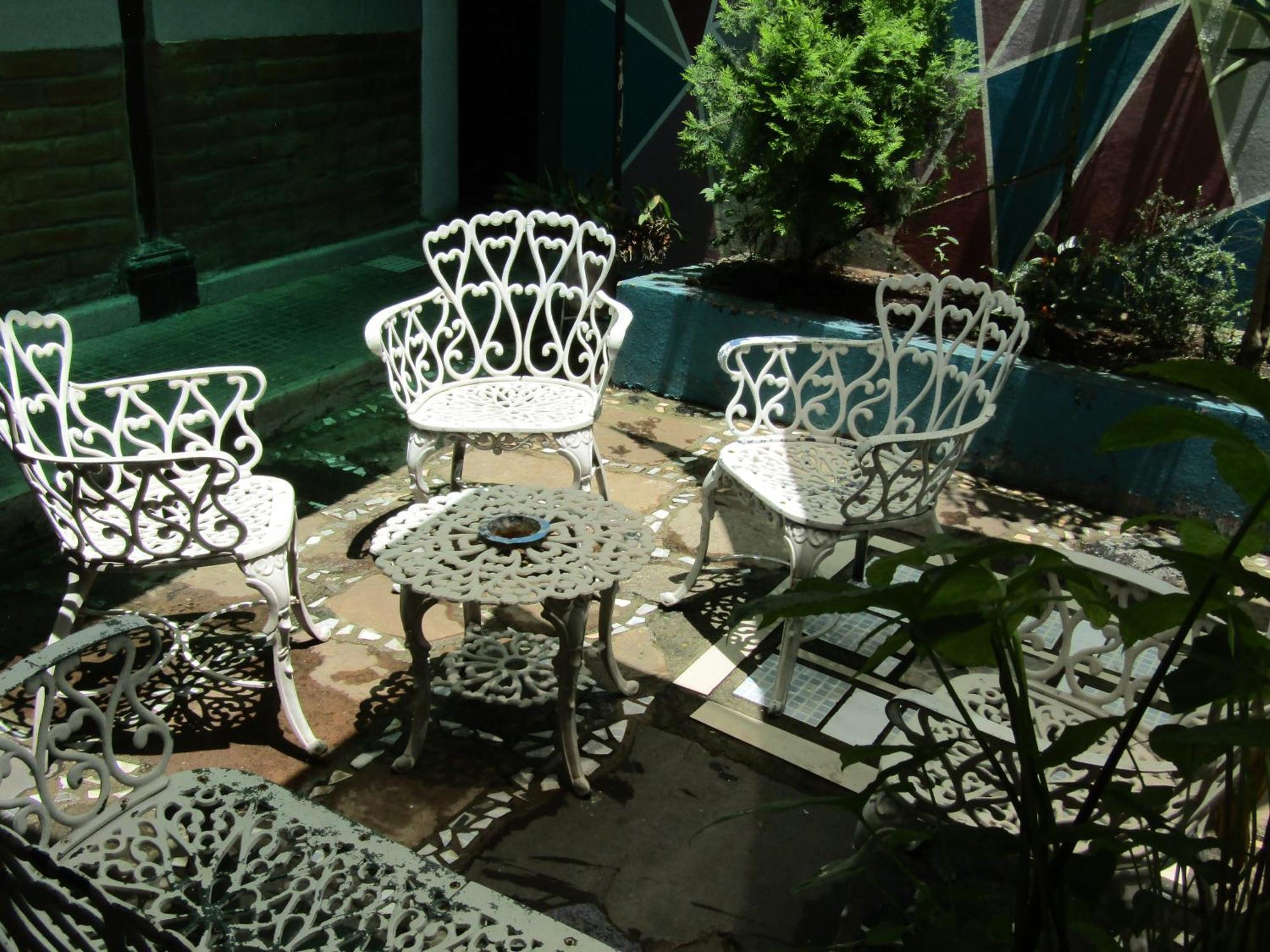 Casa Vieja Guest House Санта Ана Екстериор снимка