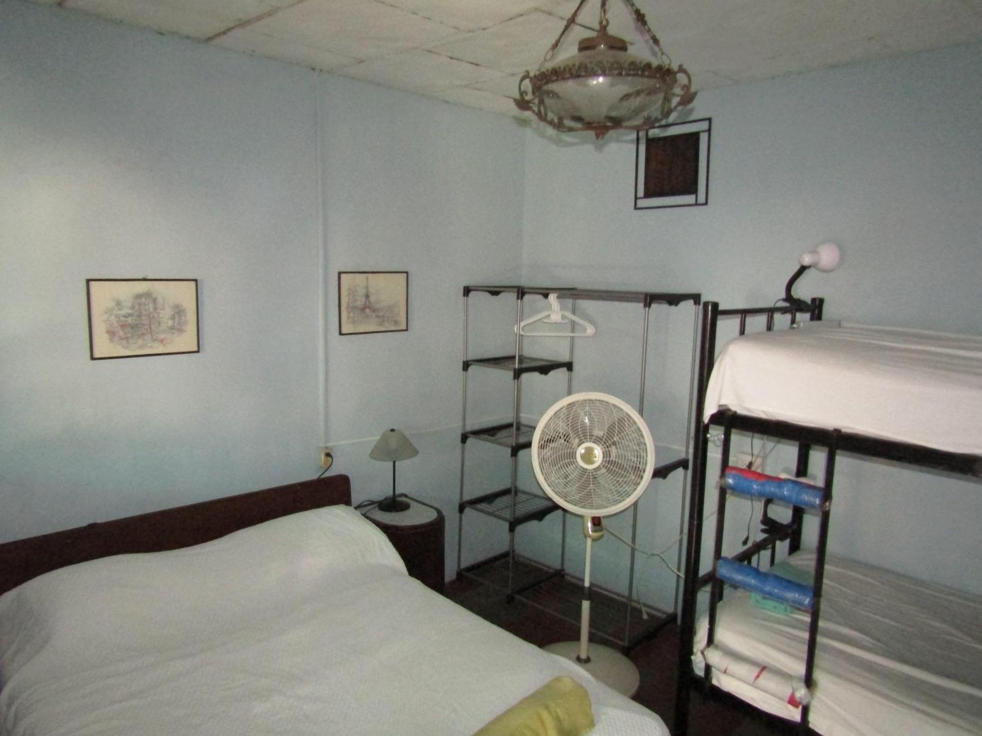 Casa Vieja Guest House Санта Ана Екстериор снимка