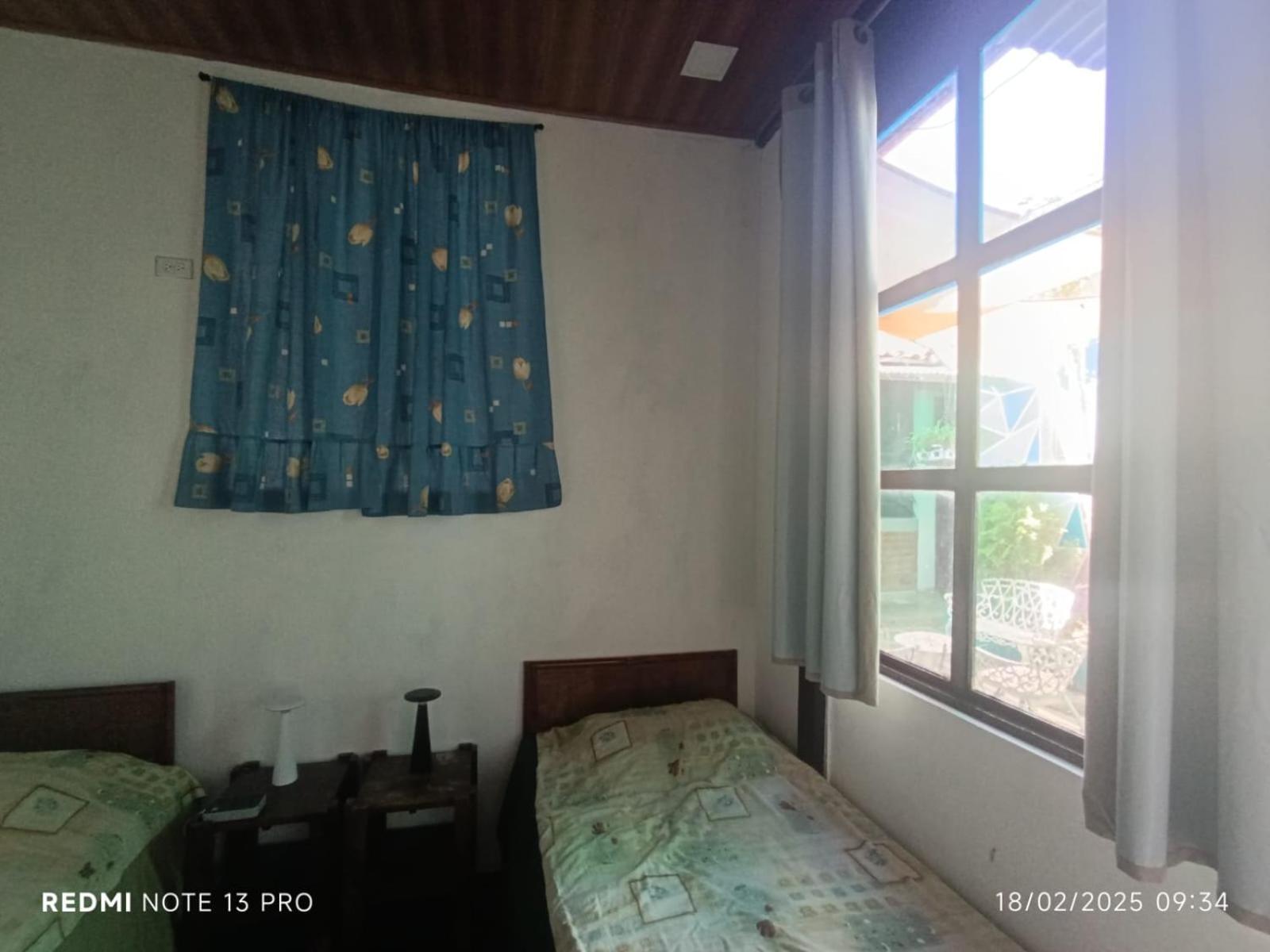Casa Vieja Guest House Санта Ана Екстериор снимка