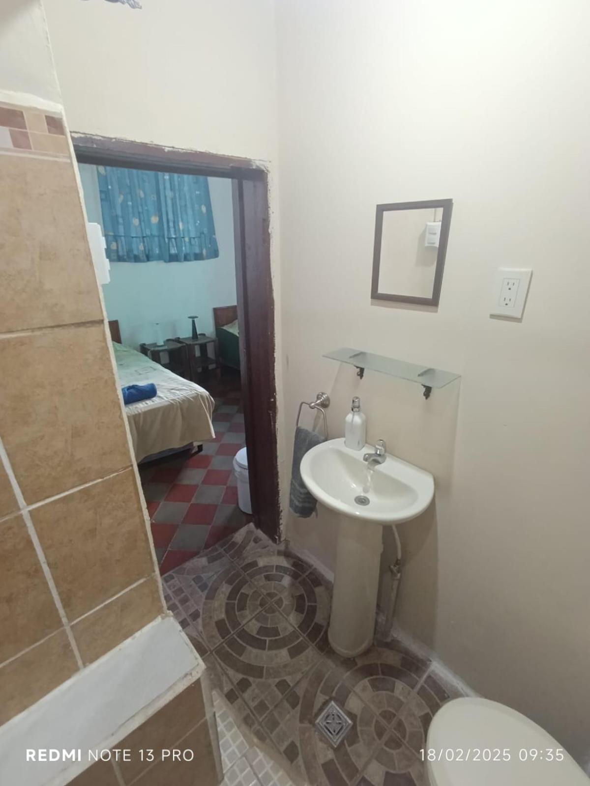 Casa Vieja Guest House Санта Ана Екстериор снимка