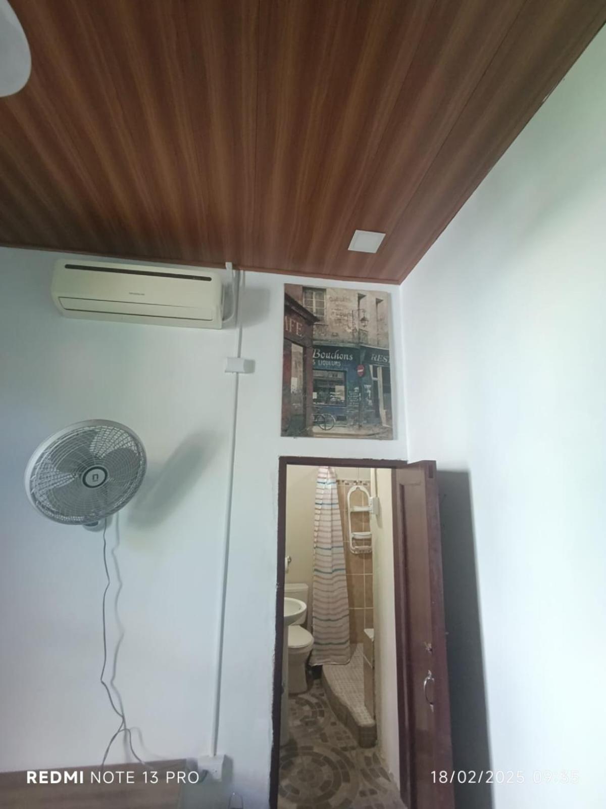 Casa Vieja Guest House Санта Ана Екстериор снимка